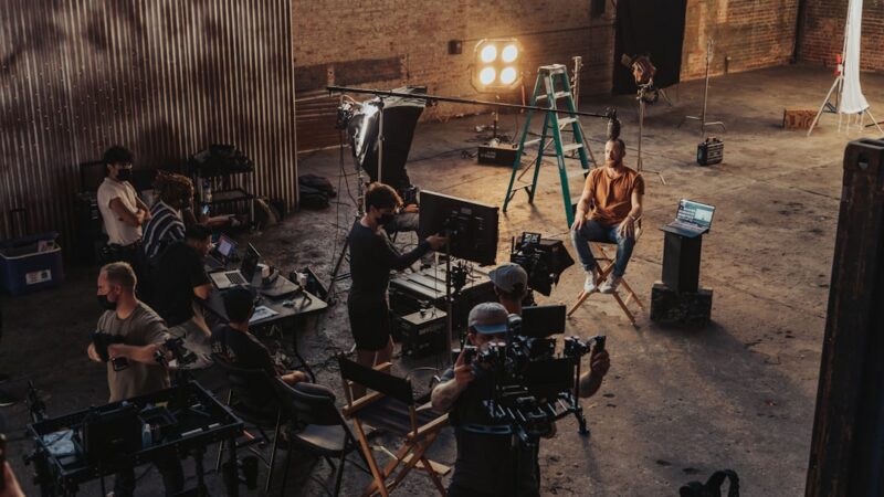 Lej filmudstyr: Den ultimative guide til din filmproduktion
